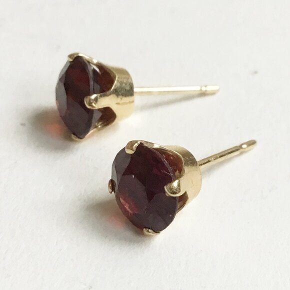 14K Gold Prong Set Red Stone Stud Pierced Earrings - Picture 2 of 12